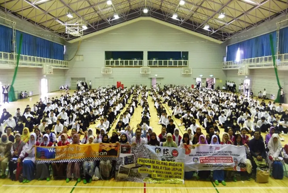 SMK PUTERI TITIWANGSA及びSMK SERI TITIWANGSA来校歓迎式典